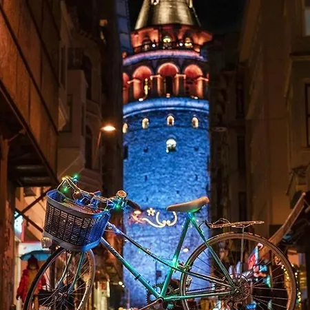 Nik's Taksim Hotel