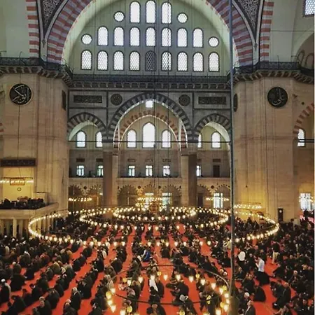 Nik's Taksim Отель 2*